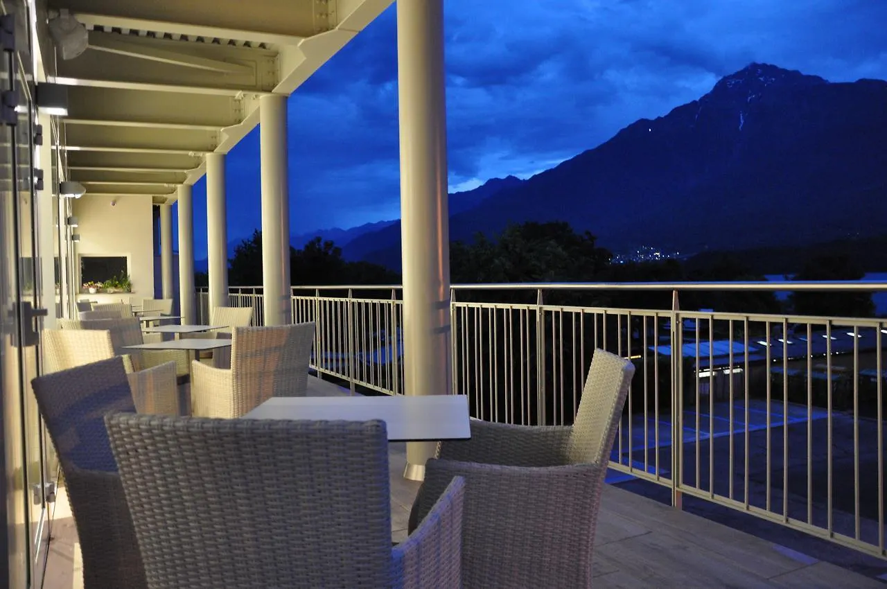 Hotel Vischi Domaso 3*,