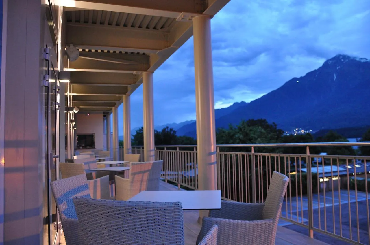Hotel Vischi Domaso 3*,  Italy